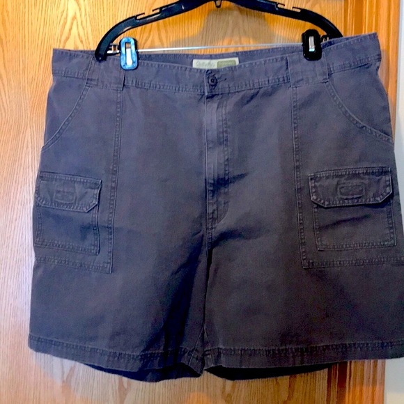 Cabela 46 x 7” NEW 7 pocket hiker charcoal Shorts - Picture 2 of 5